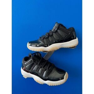 Nike Air Jordan 11 Retro Low 72 size 6Y